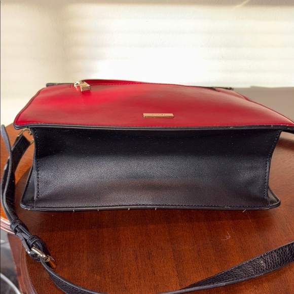 Aldo Color block satchel shoulder/cross body bag vegan leather red white black - Picture 9 of 16